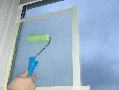 Плёнка на окна купить и нанести – правильная защита для стёкол при ремонте